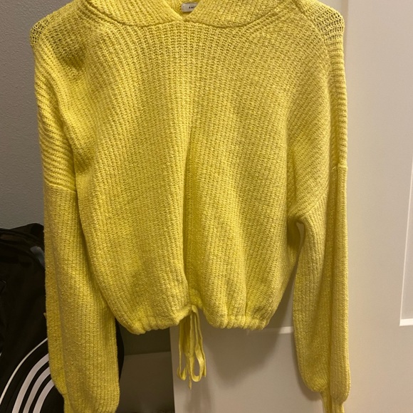 American Eagle Yellow Cropped Drawstring Hooded Sweater - Picture 2 of 4